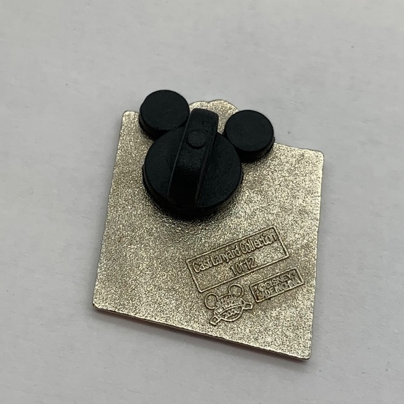 Disney Parks Pin Trading Alice in Wonderland Cast Lanyard Collection 2006 Pin - Picture 4 of 6